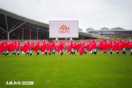 “没有人能带着秘密从我这里离开”可见当年二人有过一段渊源